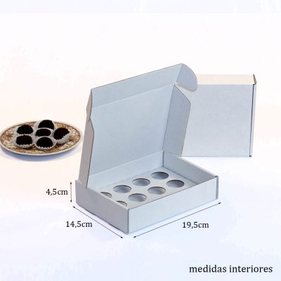 Caixa para 12 Brigadeiros Branca (com divisória)